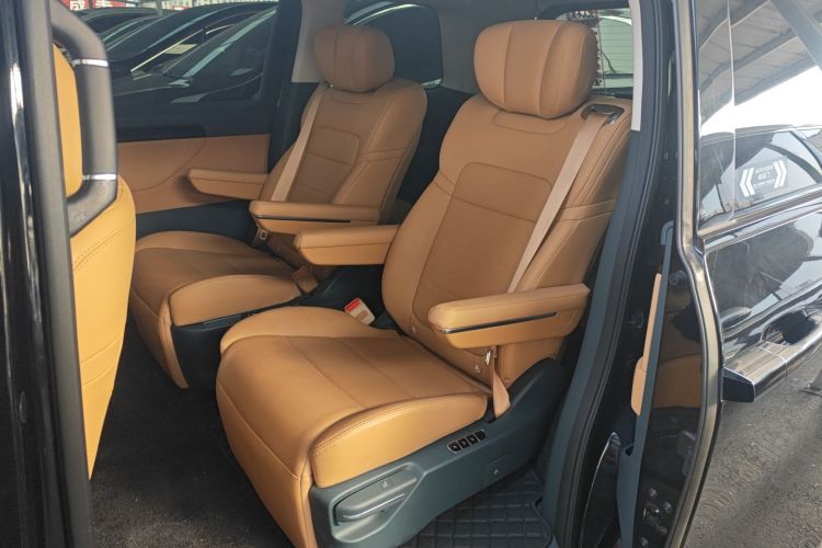 广汽传祺 传祺E8 2024款 荣耀系列 2.0L 荣耀版中控内饰21