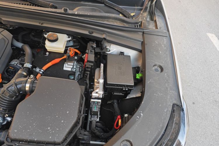 吉利银河 银河A7 2025款 EM-i 70km 豪享版局部细节9007