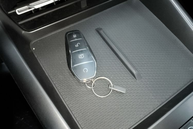 比亚迪 秦PLUS 2025款 DM-i 智驾版 128KM进取型中控内饰11