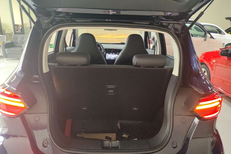 零跑汽车 零跑T03 2020款 400豪华版中控内饰23