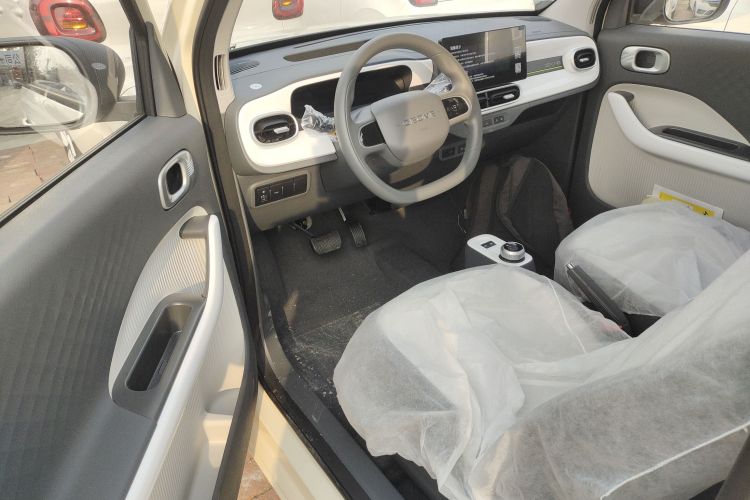 吉利银河 熊猫 2025款 210km 元气熊中控内饰20