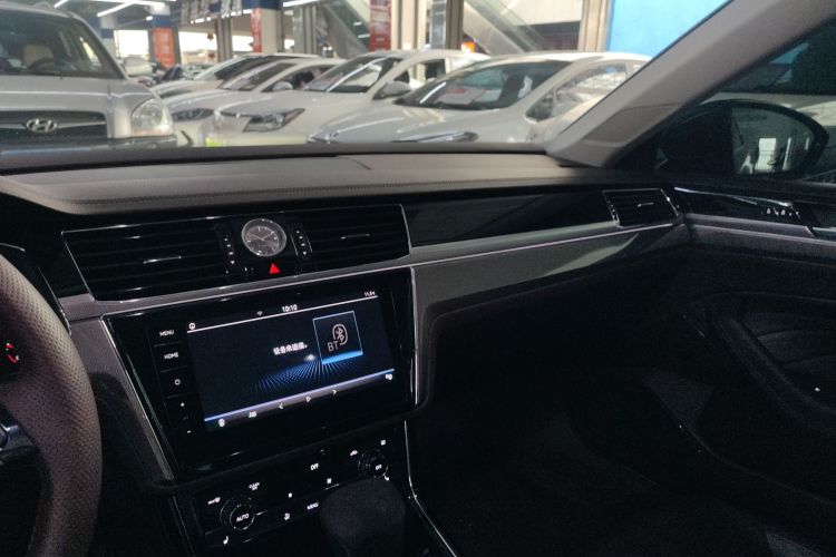 大众 辉昂 2021款 380TSI 豪华版中控内饰16