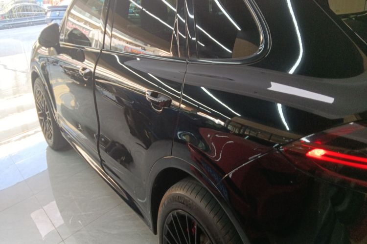 保时捷 2016款 Cayenne 3.0T车身外观4