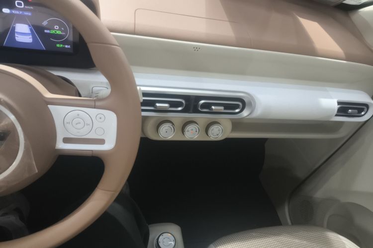 五菱汽车 宏光MINIEV 2024款 第三代 215km 进阶版中控内饰16