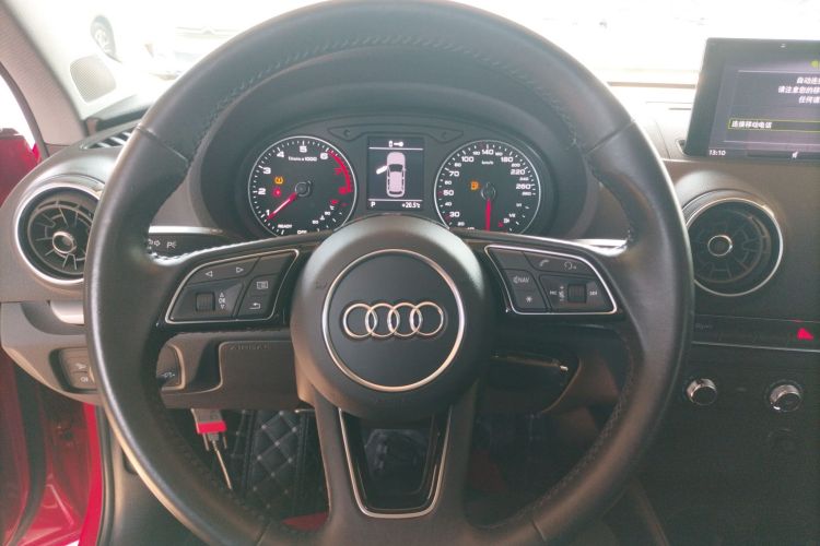 奥迪A3 2019款 Sportback 35 TFSI 进取型 国V中控内饰13