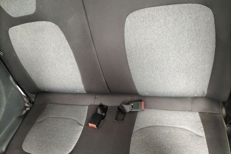 五菱汽车 宏光MINIEV 2022款 马卡龙臻享款 磷酸铁锂中控内饰7004