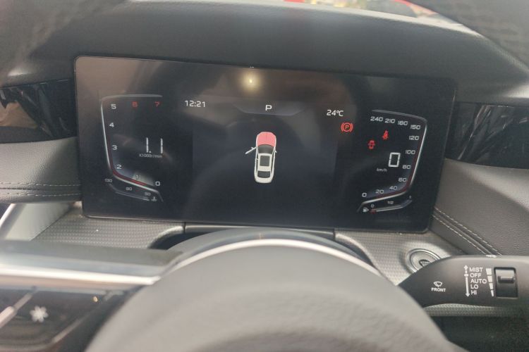 红旗H5 2023款 1.5T DCT智联旗韵版中控内饰14