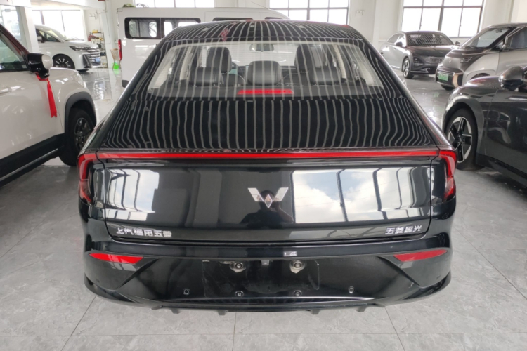 五菱汽车 五菱星光 2024款 共创版 510 进阶型车身外观6