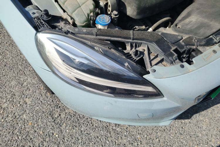 沃尔沃V40 2018款 T3 智雅版车身外观8