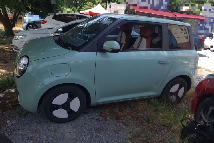 长安Lumin 2022款 210km 香甜款车身外观6003