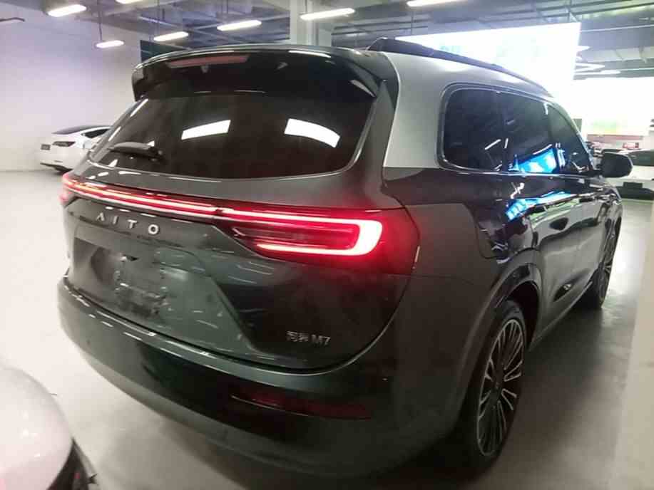 鸿蒙智行 问界M7 2024款 1.5T 智驾四驱Ultra版 5座(4)