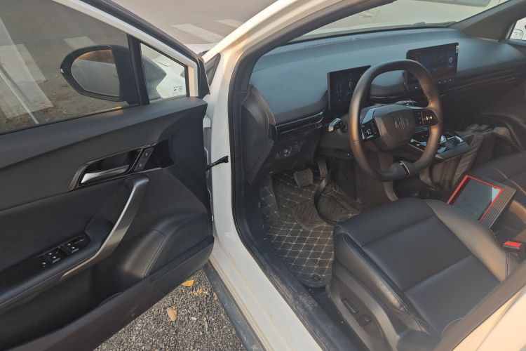 名爵 MG4 EV 2022款 425km 豪华版中控内饰7003