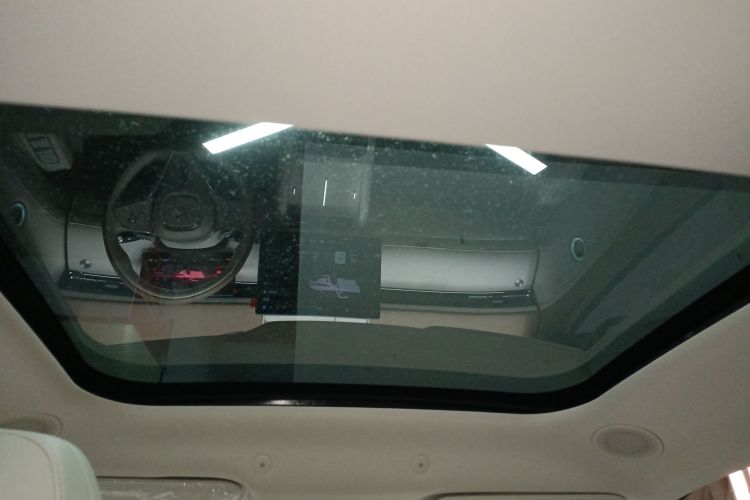 岚图汽车 岚图FREE 2025款 FREE+ 四驱乾崑版局部细节22