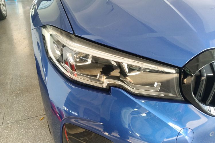 宝马3系 2020款 330Li xDrive M运动曜夜套装车身外观8