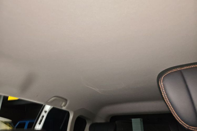 奔腾NAT 2022款 悦享出行 换电版 100kW 401km中控内饰22