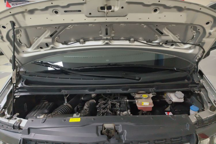 江淮瑞风 瑞风M3 2023款 PLUS 1.5T 5/7座经典版机舱底盘24