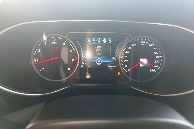 红旗H5 2018款 30TD 智联韵动版局部细节14