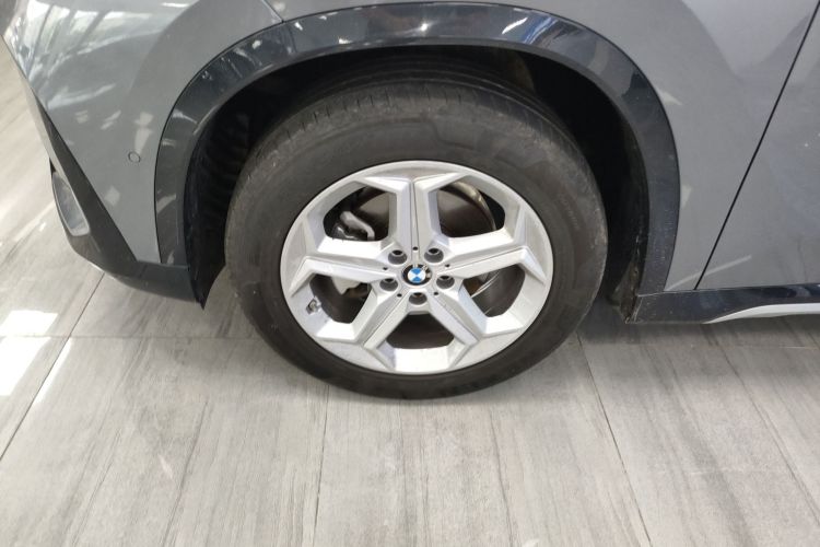 宝马X1 2023款 sDrive20Li X设计套装车身外观6007