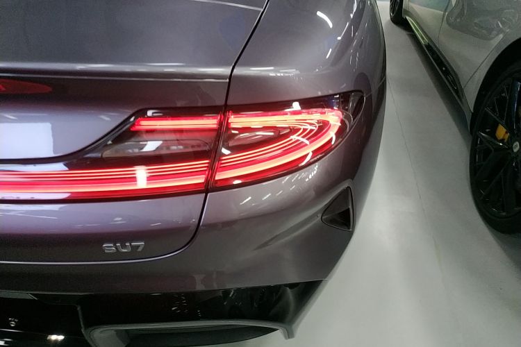 小米汽车 小米SU7 2024款 后驱超长续航高阶智驾Pro版车身外观6001