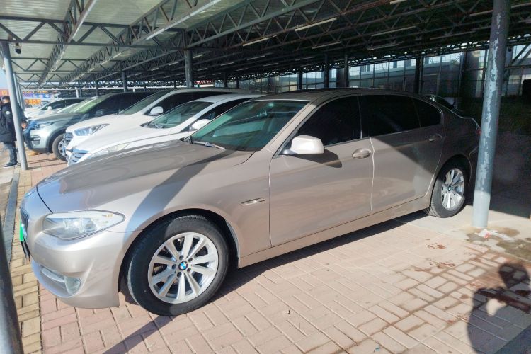 宝马5系 2013款 520Li 典雅型车身外观4