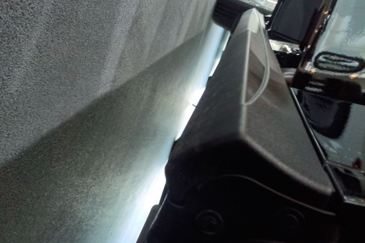 奔驰GLC 2024款  改款 GLC 260 L 4MATIC 豪华型 5座局部细节9001