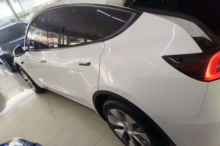 特斯拉 Model Y 2022款 长续航全轮驱动版车身外观6003