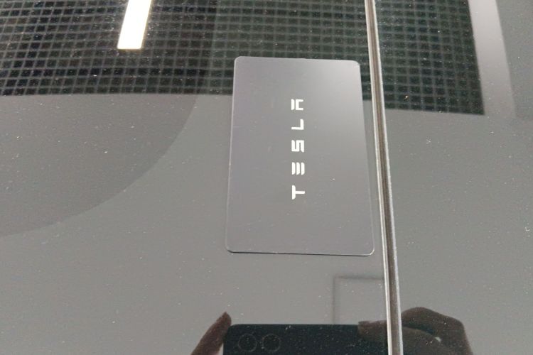 特斯拉 Model 3 2023款 后轮驱动版中控内饰7001
