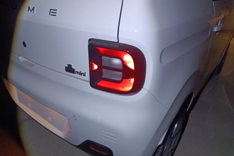 吉利银河 2024款 熊猫mini 200km 耐力熊车身外观6006