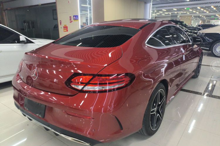 奔驰C级(进口) 2020款 C 260 轿跑车车身外观7