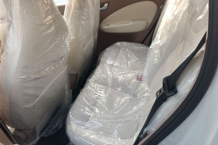 五菱汽车 宏光MINIEV 2025款 四门版 进阶款中控内饰21