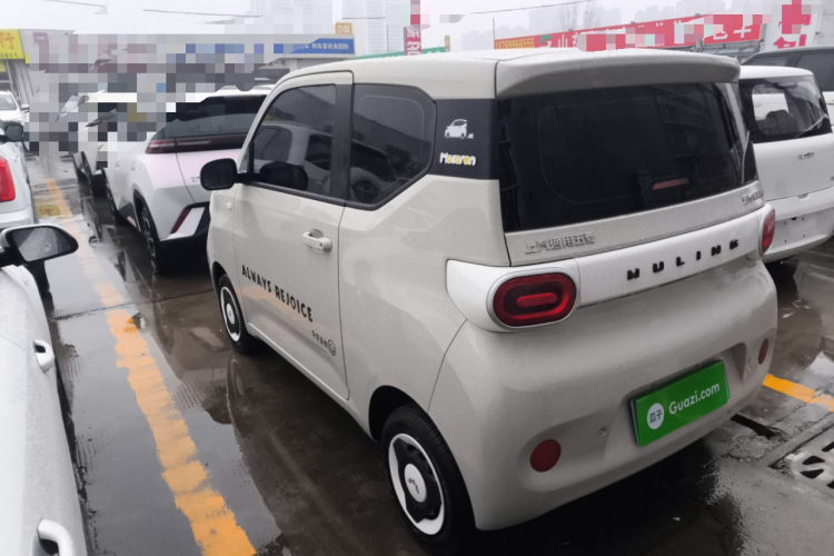 五菱汽车 宏光MINIEV 2024款 第三代 215km 青春版车身外观4