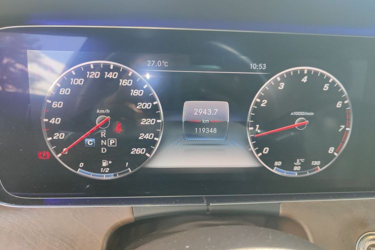 奔驰E级 2018款 改款 E 300 L 豪华型局部细节14