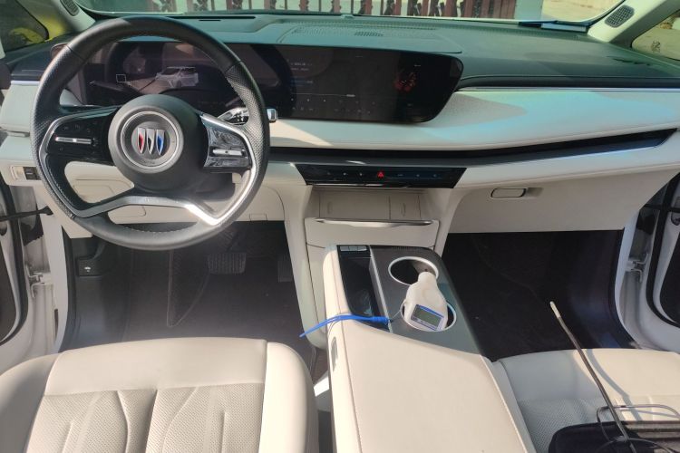 别克GL8新能源 2024款 陆尊 尊享版 7座中控内饰12