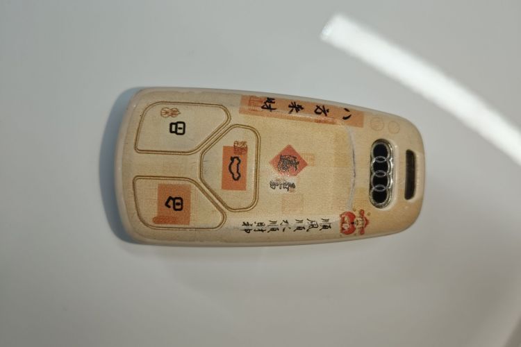 奥迪A4L 2023款 40 TFSI 时尚动感型中控内饰11