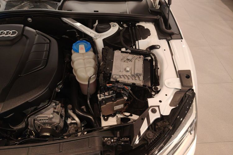 奥迪A5 2017款 Sportback 45 TFSI 时尚型机舱底盘26