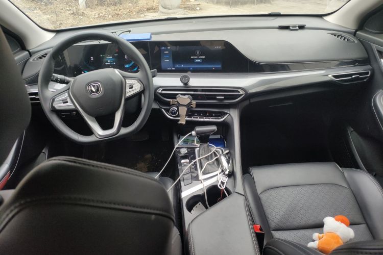 长安 逸动 2020款 PLUS 蓝鲸NE 1.4T GDI DCT尊贵型中控内饰12