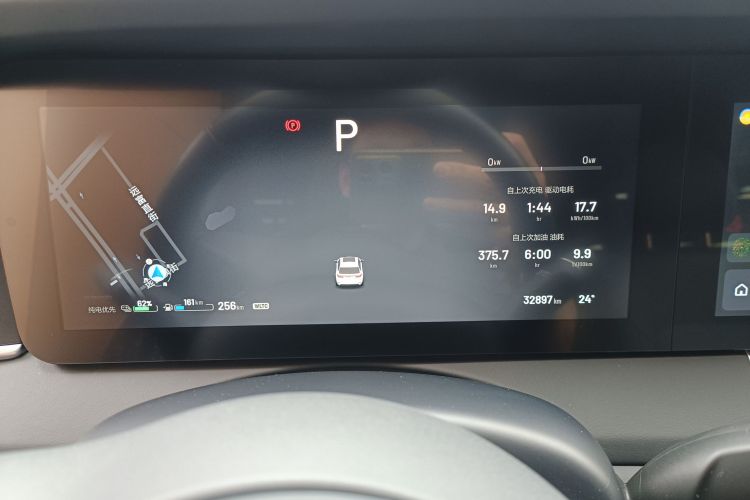 理想汽车 理想ONE 2021款 增程6座版中控内饰14