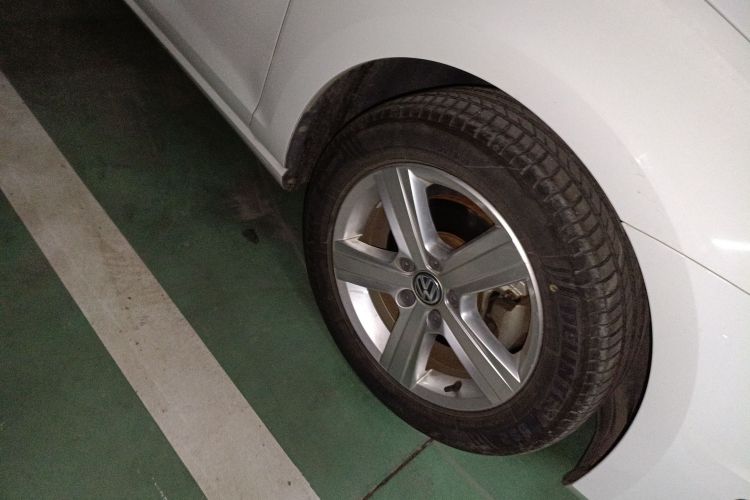 大众 高尔夫 2017款 230TSI 自动舒适百万辆纪念版车身外观10