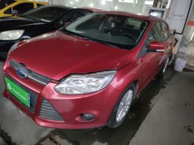 福特 福克斯 2012款 三厢 1.6L 自动舒适型