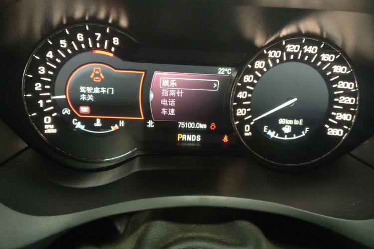 林肯MKZ  2.0T 尊悦版 国VI中控内饰14