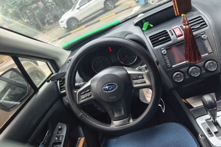 斯巴鲁XV 2014款 2.0i 豪华版局部细节13