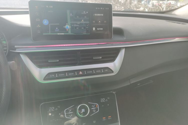 红旗H5 2022款 经典款 改款 1.8T 自动智联旗韵版中控内饰16