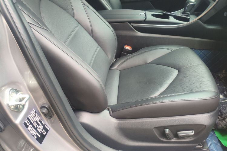 丰田 亚洲龙 2019款 2.0L XLE尊享版 国VI局部细节41