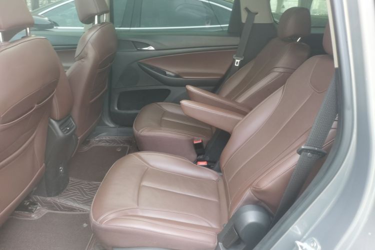 别克GL6 2019款 18T 6座互联尊贵型 国VI中控内饰21