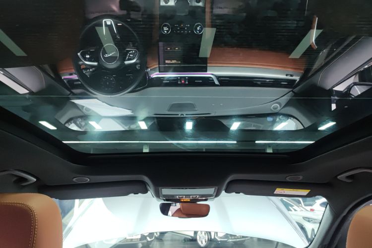 捷豹F-PACE 2024款 P250 R-Dynamic SE中控内饰22