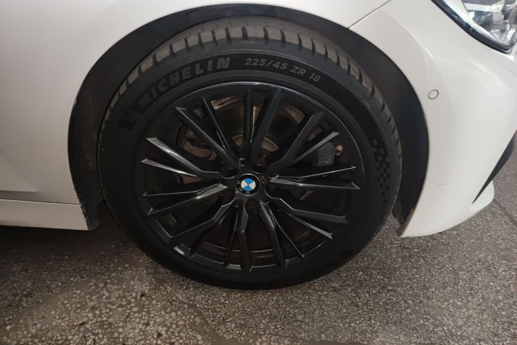 宝马3系 2021款 325Li M运动曜夜套装车身外观10