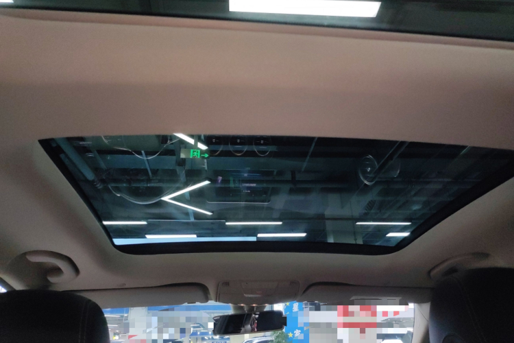 奔驰C级(进口) 2020款 C 200 旅行轿车中控内饰22