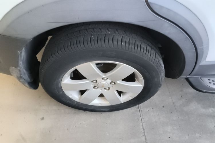 雪佛兰 科帕奇 2014款 2.4L 两驱城市版 7座车身外观6008