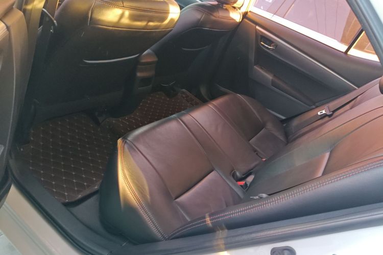 丰田 卡罗拉 2014款 1.6L CVT GL中控内饰21