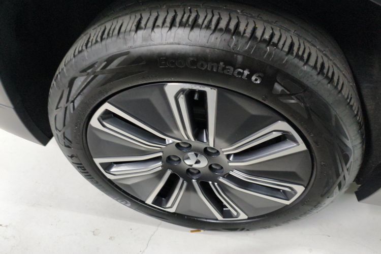 蔚来ES7 2022款 75kWh车身外观6008